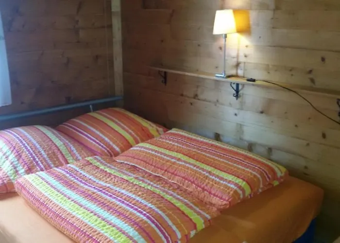 Vogelnest Naehe Oberwesel Mittelrhein * Damscheid